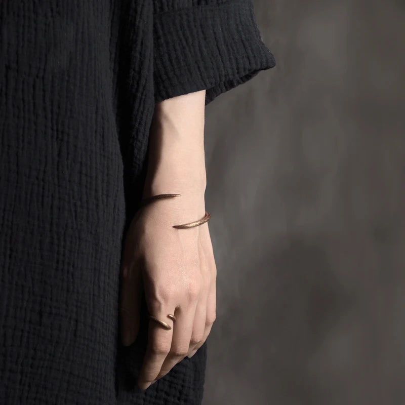 BESPOKE SNAKED STYLE SOLIC COPPER RING