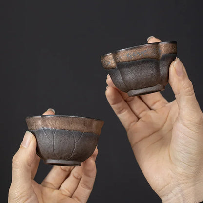 JAPANESE GOLD IRON GLAZE CERAMIC TEA CUP