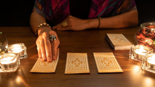 TAROT READING - With Nicki